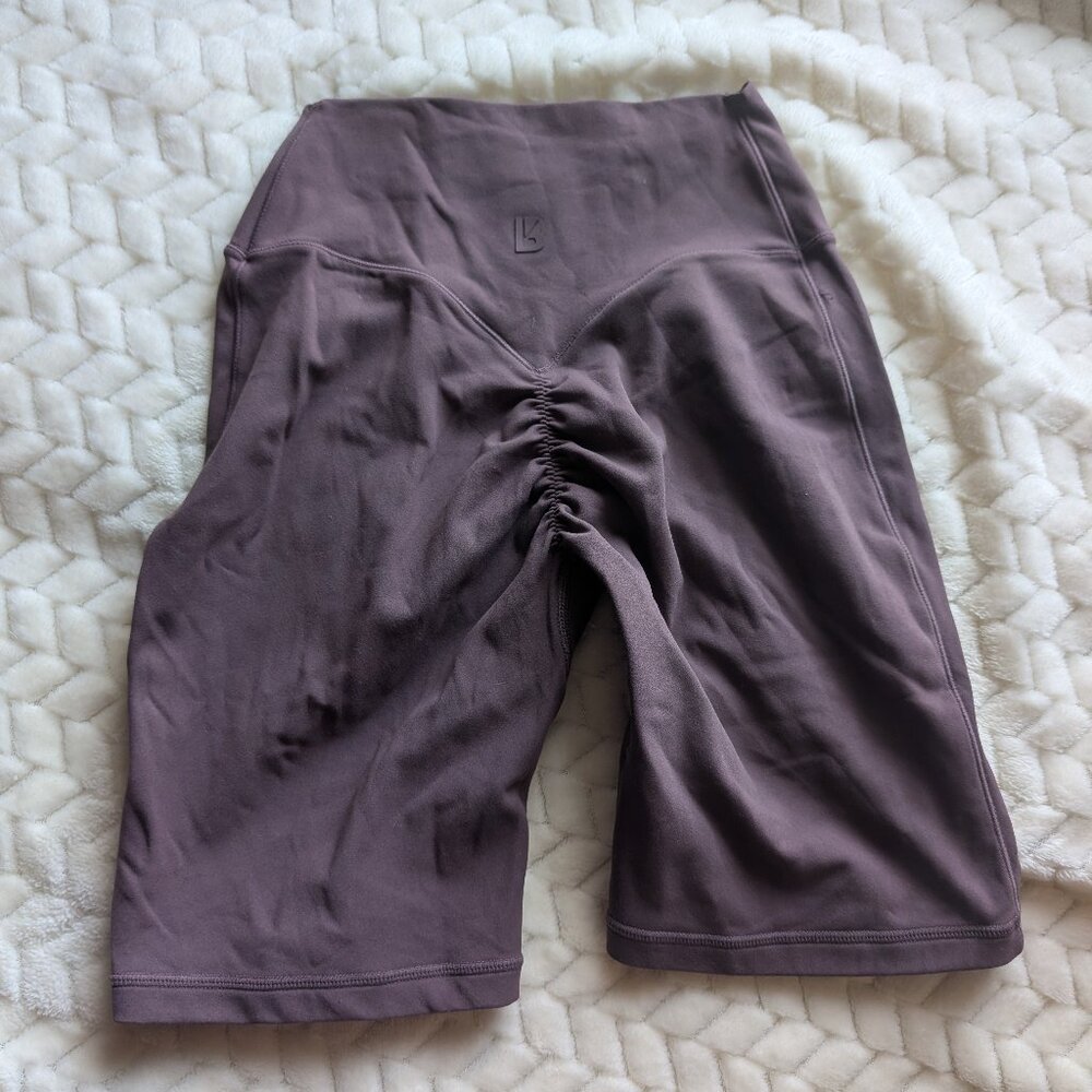 Buffbunny Aggressive Scrunch Shorts - Picture 2 of 6